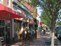 Photo of DC Vibrant Retail Streets Toolkit - DC street/sidewalk scene Photo of DC Vibrant Retail Streets Toolkit - DC street/sidewalk scene